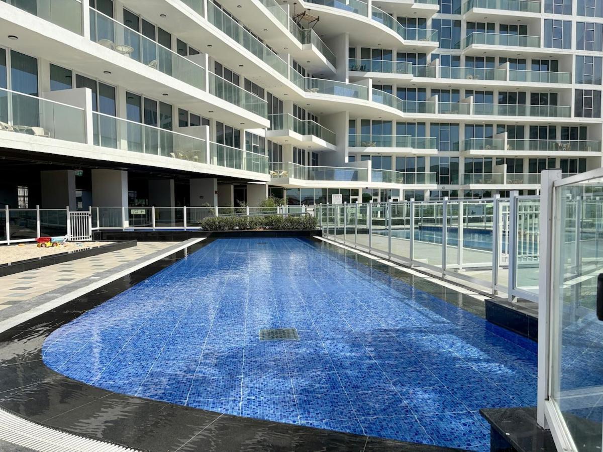 Apartment Chic W Gym, Pool, Wifi & Free Parking